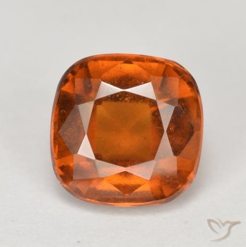 2.21ct 天然 中深橙色 钙铝榴石, 软垫, VS