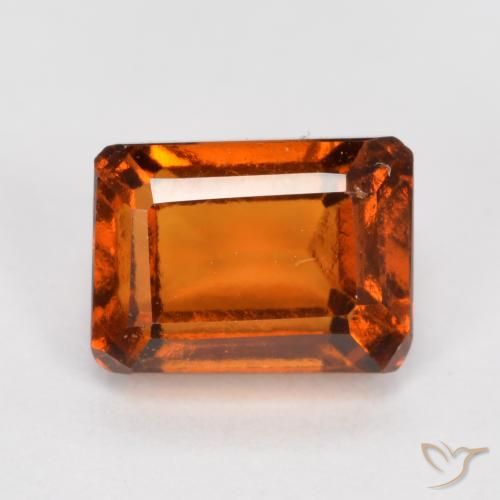 1.62ct 天然 红橙色 钙铝榴石, 祖母绿式切割, VS