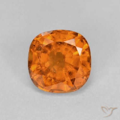 0.83克拉天然橙色桂榴石，垫形剪裁，5.2×5.2毫米，SI