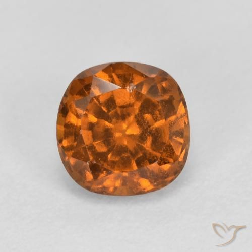 0.90ct 天然 深橙色 钙铝榴石, 软垫, SI