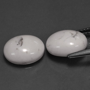 克拉天然硅硼钙石，椭圆形切割，不透明