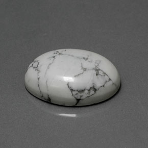 7.88克拉天然白色豪石，椭圆形切割，16.1×12.2毫米，不透明
