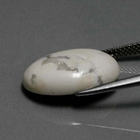 9.40克拉天然硅硼钙石，椭圆形切割，不透明