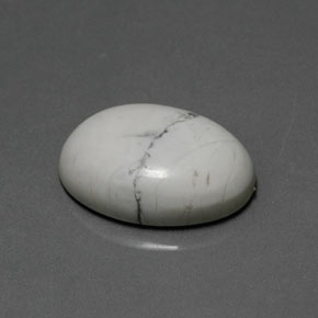 8.27克拉天然白色豪石，椭圆形切割，16.3×12.5毫米，不透明