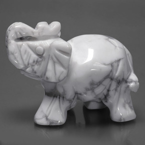 363.12克拉天然硅硼钙石，异形，不透明