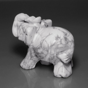 342.26克拉天然白色豪石，异形，51.9×38毫米，不透明
