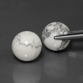 克拉天然硅硼钙石，球形，不透明