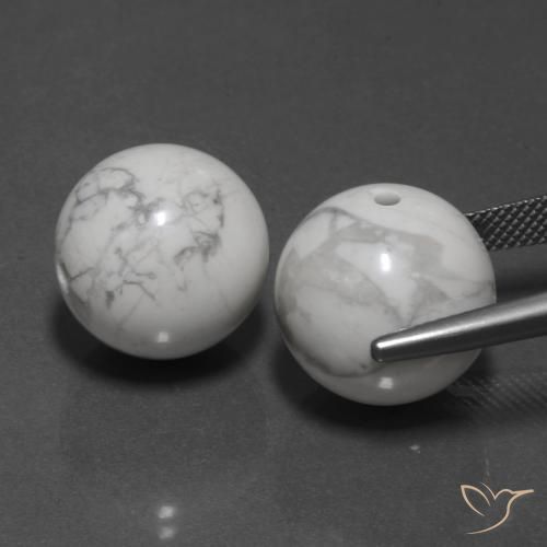 46.04克拉天然硅硼钙石，球形，不透明
