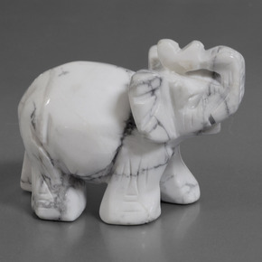 632.74克拉天然硅硼钙石，异形，不透明