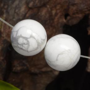 29.96克拉天然硅硼钙石，球形，不透明