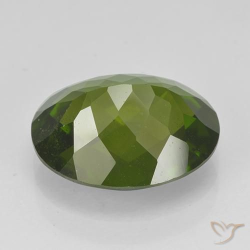 4.00克拉天然绿色维苏威石，椭圆形切割，11.6×9.6毫米，VS