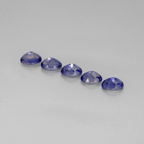 天然堇青石，椭圆形切割，7.1×5.1毫米，VS