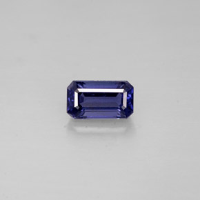 0.39克拉天然堇青石，祖母绿式切割，5.8×3.4毫米，VVS-VS