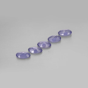 天然堇青石，椭圆形切割，5.2×3.1毫米，VS