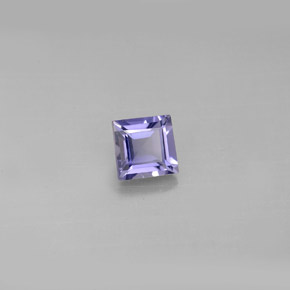 0.55克拉天然堇青石，方形，4.8×4.8毫米，VS