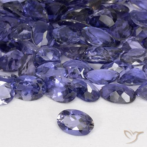 0.37克拉天然紫罗兰色堇青石，椭圆形切割，6.1×4.1毫米，VVS-VS