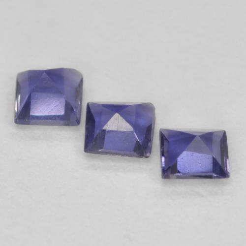 0.23天然紫罗兰色堇青石，方形，2.7×2.7毫米，VS