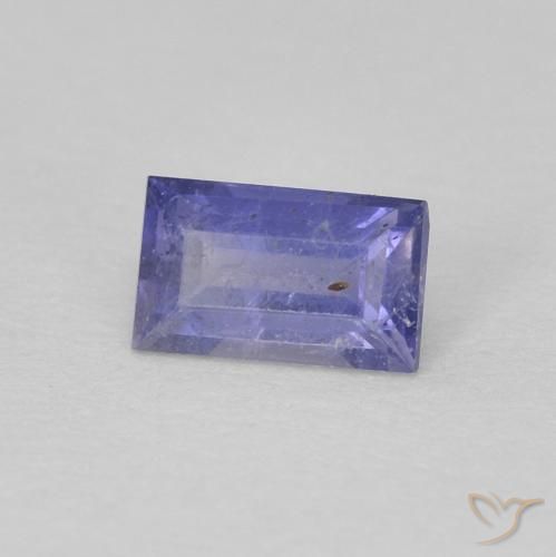 0.30克拉天然堇青石，狭长方形，VS-SI