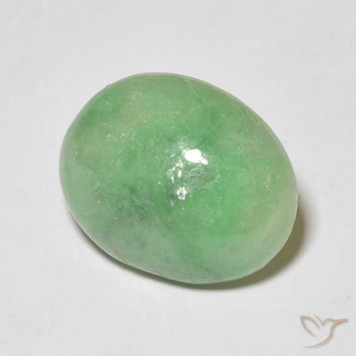 4.60克拉天然玉，椭圆形，不透明