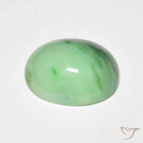 4.86克拉天然玉，椭圆形，不透明