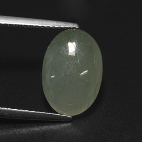 5.09克拉天然绿色硬玉，椭圆形切割，13.2×9.1毫米，半透明