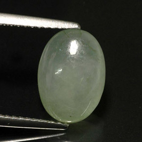 4.22克拉天然绿色硬玉，透明，11.7×8.5毫米，透明/半透明