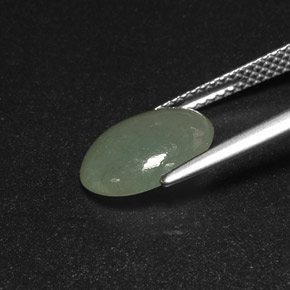 3.09克拉天然绿色硬玉，透明，11.5×8.9毫米，透明/半透明
