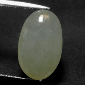 4.21克拉天然绿色硬玉，透明，12.5×7.8毫米，透明/半透明