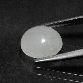 2.37克拉天然白色硬玉，椭圆形切割，8.5×8毫米，半透明