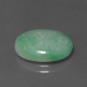 4.87克拉天然绿色硬玉，椭圆形切割，14.2×10.2毫米，不透明