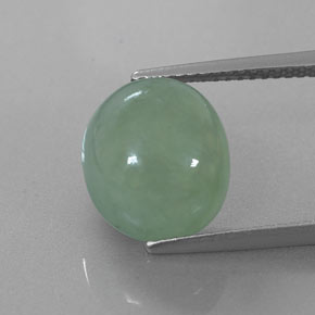 6.83克拉天然绿色硬玉，椭圆形切割，11.7×10.3毫米，半透明