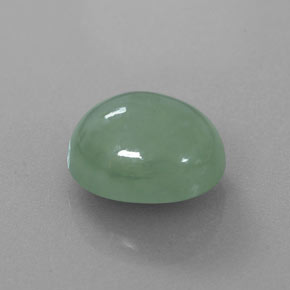 6.83克拉天然绿色硬玉，椭圆形切割，11.7×10.3毫米，半透明