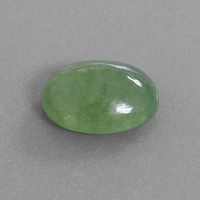 4.02克拉天然绿色硬玉，椭圆形切割，11.6×8.3毫米，半透明