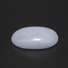 10.58克拉天然硬玉，椭圆形切割，18.4×11.2毫米，不透明