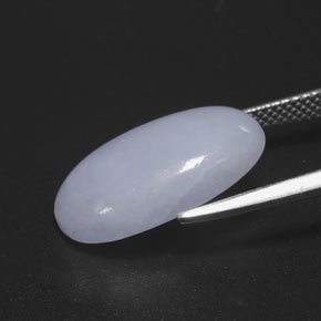 10.58克拉天然硬玉，椭圆形切割，18.4×11.2毫米，不透明