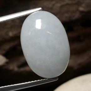 12.42克拉天然翡翠，椭圆形切割，半透明