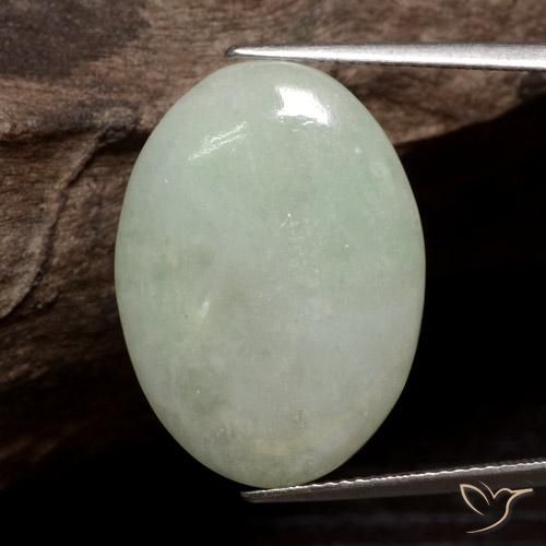 21.12ct 天然 中绿色 翡翠, 椭圆形, 不透明
