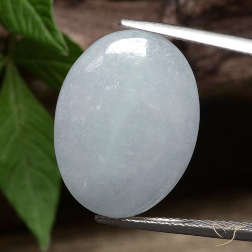 25.34ct 天然 浅灰色 翡翠, 椭圆形, 不透明