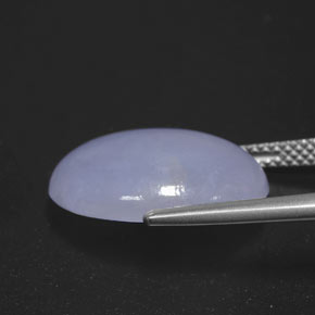 10.61克拉天然硬玉，椭圆形切割，16.6×13.3毫米，不透明