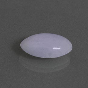 5.85克拉天然硬玉，椭圆形切割，15.5×9毫米，不透明
