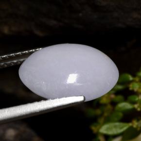 4.86克拉天然翡翠，椭圆形切割，半透明