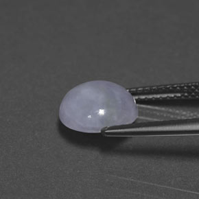 3.06克拉天然翡翠，圆形切割，不透明