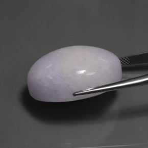 60.38克拉天然硬玉，椭圆形切割，25.8×20.4毫米，不透明