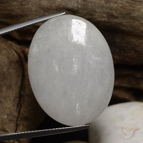 42.87克拉天然白色硬玉，椭圆形切割，29.7×22.8毫米，半透明