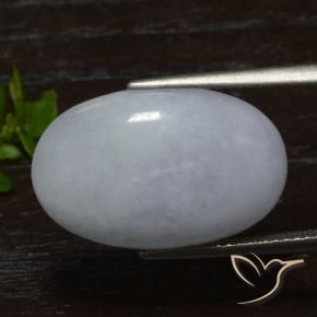 15.02克拉天然翡翠，椭圆形，半透明
