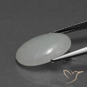 8.42克拉天然翡翠，椭圆形，不透明