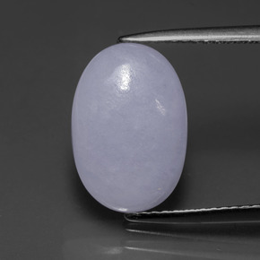 4.50克拉天然翡翠，椭圆形切割，半透明