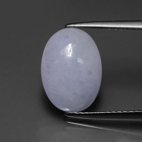 4.23克拉天然硬玉，椭圆形切割，12.3×8.9毫米，半透明
