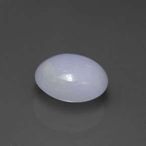 4.07克拉天然硬玉，椭圆形切割，10.7×8.5毫米，不透明