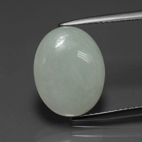 5.28克拉天然绿色硬玉，椭圆形切割，13.9×11毫米，半透明